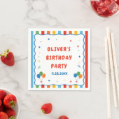 Serviette En Papier Fête d'anniversaire colorée (En situation)