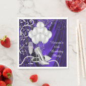 Serviette En Papier Fête de chaussure argentée violette pour femme (En situation)