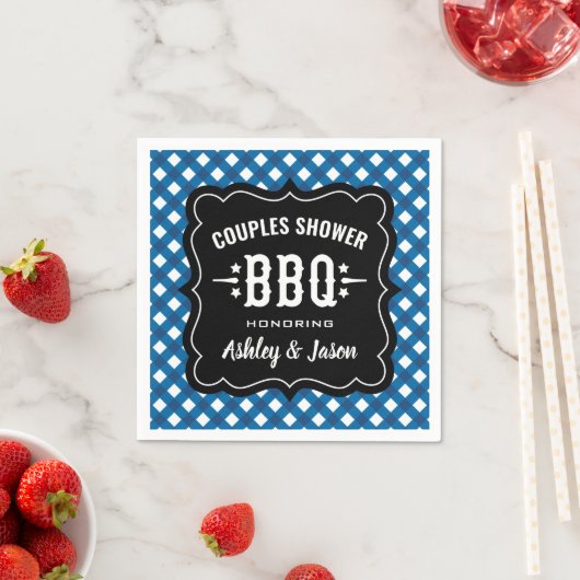 Serviette En Papier Fête de Couple BBQ Gingham Bleu Rustique (En situation)