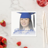 Serviette En Papier Fête de fin d'études avec photo sur script bleu (En situation)