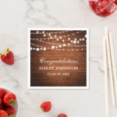 Serviette En Papier Fête de graduation Rustic Wood Lights (En situation)
