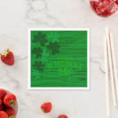 Serviette En Papier Fête de la Saint-Patrick Shamrocks Personnalisés  (En situation)