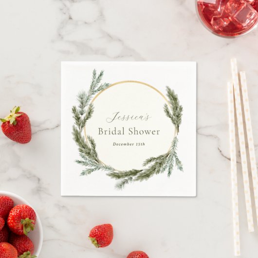 Serviette En Papier Fête des mariées À feuillage persistant de pin d'h (En situation)