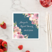 Serviette En Papier Fête des mariées bleu marine rose (En situation)