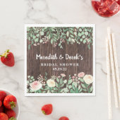 Serviette En Papier Fête des mariées florale rousse en bois rustique (En situation)