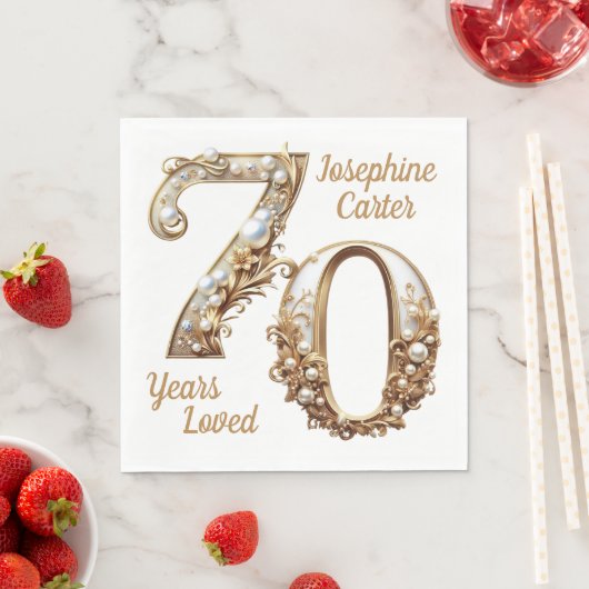 Serviette En Papier Fête élégante pour 70e anniversaire (En situation)