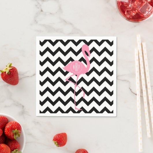 Serviette En Papier Flamant rose rose monogramme + Chevron noir (En situation)