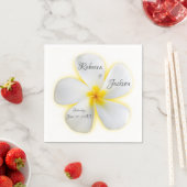 Serviette En Papier Fleur Plumeria blanche avec Jaune, Mariage, Napkin (En situation)