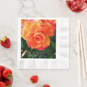 Serviette En Papier Fleur rose orange (En situation)