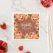 Serviette En Papier Fleurs d'aquarelle d'automne en terre cuite (En situation)