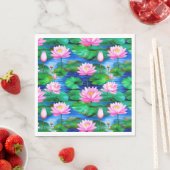 Serviette En Papier Fleurs de Lotus roses sur un étang (En situation)