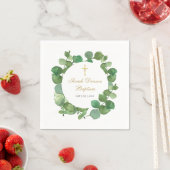 Serviette En Papier Fleurs de verdure d'eucalyptus pour baptême (En situation)