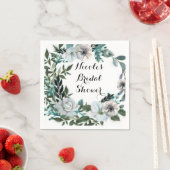 Serviette En Papier Fleurs florales blanches Verdure botanique Wreath (En situation)