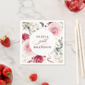 Serviette En Papier Fleurs rouges bordeaux Élégant Mariage Boho (En situation)