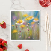 Serviette En Papier Fleurs sauvages Whimsical Dans Le Vent (En situation)