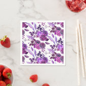 Serviette En Papier Fleurs violettes. Aquarelle violet floral. Botaniq (En situation)