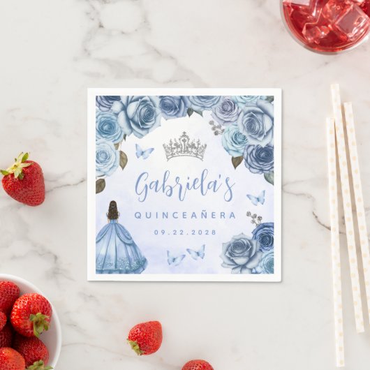 Serviette En Papier Floral d'argent bleu Quinceañera (En situation)
