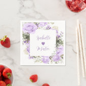 Serviette En Papier Floral violet et blanc Mariage personnalisé (En situation)