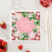Serviette En Papier Fraises d'aquarelle première année Plaid (En situation)
