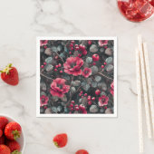 Serviette En Papier Framboise, fleurs bordeaux sur gris foncé (En situation)