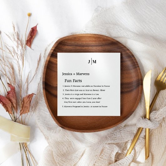 Serviette En Papier Fun Facts About The Newlyweds Modern mariage
