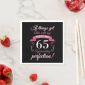 Serviette En Papier Funny 65e anniversaire 'Perfection' (En situation)