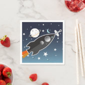 Serviette En Papier Fusée spatiale qui décolle pour une fête d'anniver (En situation)