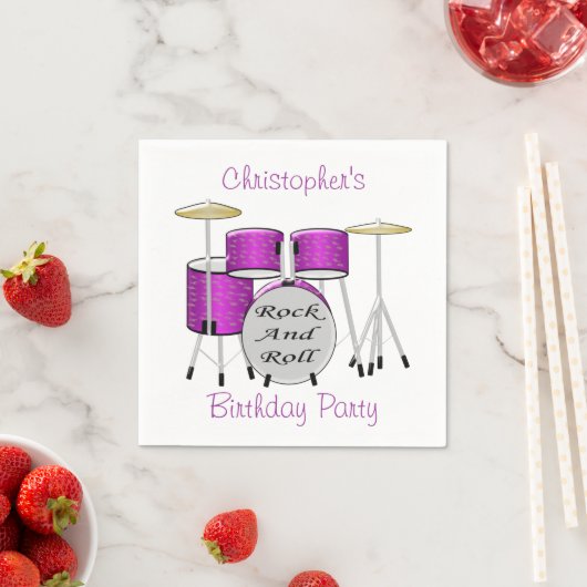 Serviette En Papier Fûts Anniversaire (En situation)