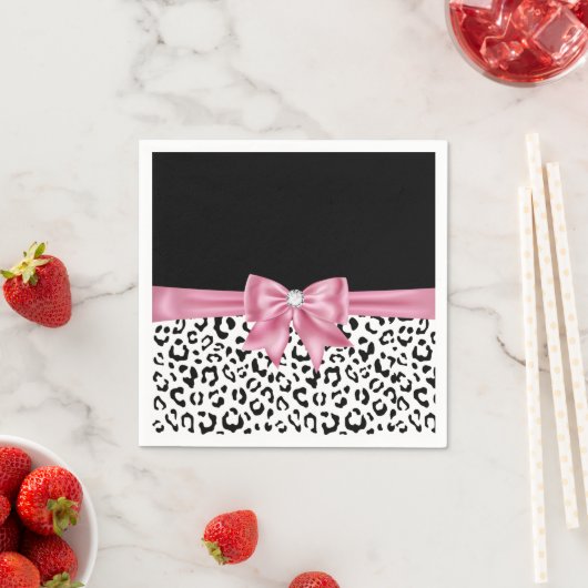 Serviette En Papier Glam rose Bow Diamond Black Snow Leopard (En situation)