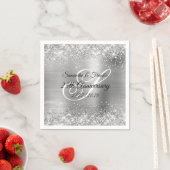 Serviette En Papier Glittery Silver Foil Monogrammé 25e anniversaire (En situation)