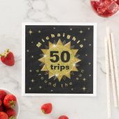 Serviette En Papier Gold Black Anniversaire (En situation)