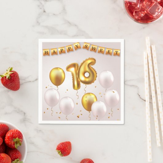 Serviette En Papier Golden Glow Sweet 16 Party  (En situation)