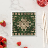 Serviette En Papier Golden Irish Shamrock four-leaf clover (En situation)