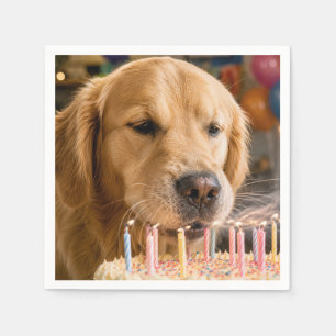 Serviette En Papier Golden Retriever Éteignant des Bougies d'Anniversa