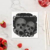 Serviette En Papier Gothique foncé Happy Halloween crâne graphique (En situation)