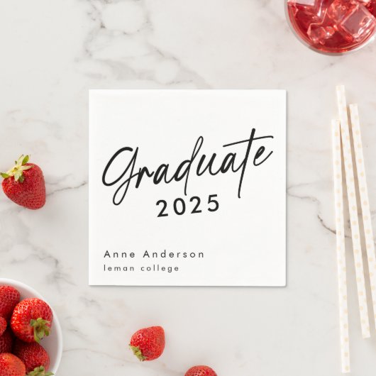 Serviette En Papier Grad de graduation personnalisée de script simple  (En situation)