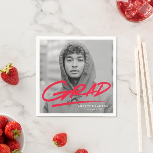 Serviette En Papier Grad Red Photo Grad Moderne (En situation)