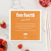 Serviette En Papier Graduate Fun Facts Classe de chic White Script (En situation)