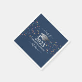Serviette En Papier Graduation 2023 Royal Blue Confetti Argent initial (Coin)