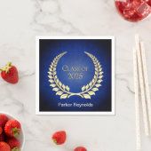 Serviette En Papier Graduation 2025 Gold Laurel Wreath On Blue (En situation)