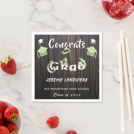 Serviette En Papier Graduation 2025 Pale Vert & Blanc Blurred Texte (En situation)
