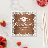 Serviette En Papier Graduation en bois rustique et dentelle blanche (En situation)