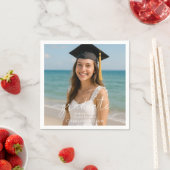 Serviette En Papier Graduation party photo script  (En situation)