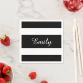 Serviette En Papier Grandes Noires Et Blanches Modernes Nom Imprimer (En situation)