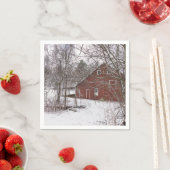Serviette En Papier Grange Rouge Dans La Neige (En situation)