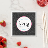 Serviette En Papier Gymnastique "Joyeux Anniversaire" Black Sparkle (En situation)