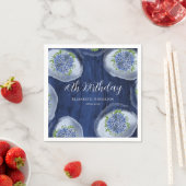 Serviette En Papier Hydrangeas Bleus Clair Bois 40ème Fête d'Anniversa (En situation)