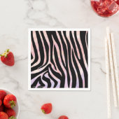 Serviette En Papier Impression noire et rose Zebra (En situation)