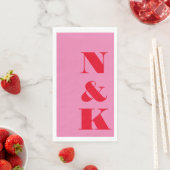 Serviette En Papier Initiales de monogramme moderne gras rose rouge ma (En situation)
