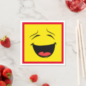 SERVIETTE EN PAPIER JAUNE (En situation)